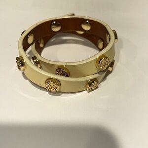 Tory Burch Cream Leather Gold Stud Wrap Bracelet